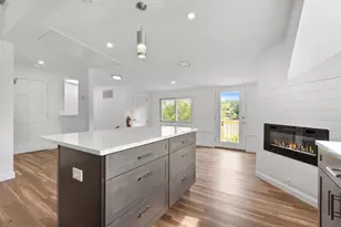252 Elliott St, Beverly, MA 01915 - Photo 7