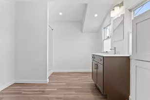 252 Elliott St, Beverly, MA 01915 - Photo 11