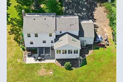 27 Maple St, Carlisle, MA 01741 - Photo 33