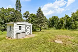 27 Maple St, Carlisle, MA 01741 - Photo 31