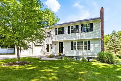 27 Maple St, Carlisle, MA 01741 - Photo 1