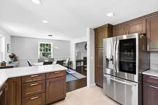 27 Maple St, Carlisle, MA 01741 - Photo 11