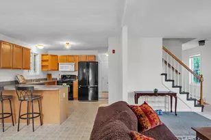 117 Bradley Ave, Haverhill, MA 01832 - Photo 9