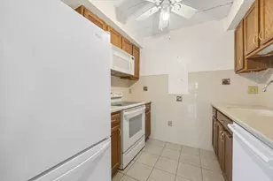 180 Green St, Melrose, MA 02176 - Photo 11