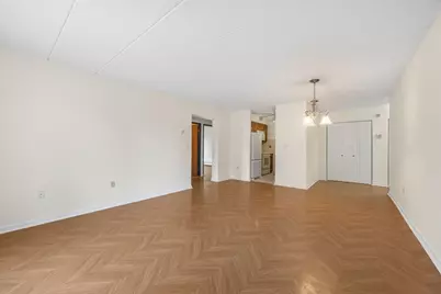 180 Green St #406, Melrose, MA 02176 - Photo 5