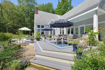 35 Tucker Ln, Dartmouth, MA 02747 - Photo 7