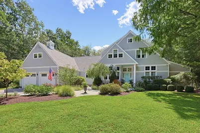 35 Tucker Ln, Dartmouth, MA 02747 - Photo 1