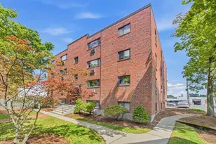 14 Riverside St, Watertown, MA 02472 - Photo 19