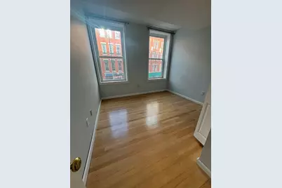 14 Washington St #3, Haverhill, MA 01832 - Photo 9