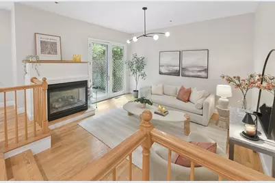20 Pettee St #20, Newton, MA 02464 - Photo 5