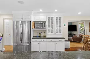 406 Lowell St, Andover, MA 01810 - Photo 7