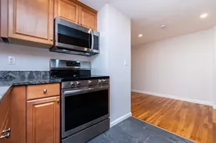 388 Crescent St, Waltham, MA 02453 - Photo 9