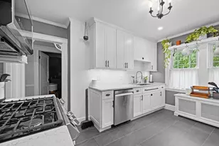 427-429 S Huntington Ave, Boston, MA 02130 - Photo 17