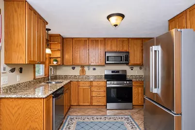 31 Pikes Hill Rd, Sterling, MA 01564 - Photo 9
