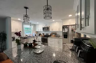 12 Jeremiah Cir, Medford, MA 02155 - Photo 5