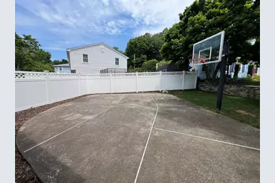 12 Jeremiah Cir, Medford, MA 02155 - Photo 27