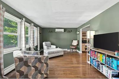 111 Mitchell Ave, Medford, MA 02155 - Photo 5