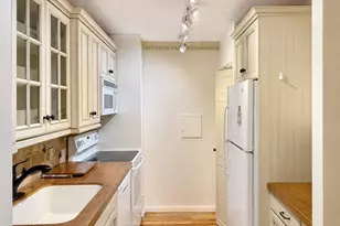 40 Village Rd, Middleton, MA 01949 - Photo 7