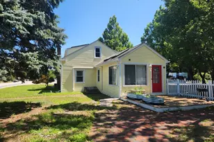 48 Captain Courtois Dr, Attleboro, MA 02703 - Photo 5