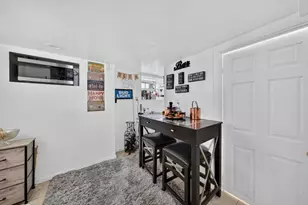 216 Cedar St, New Bedford, MA 02740 - Photo 17