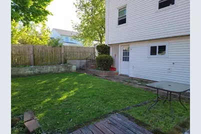 18 Vivian Drive #18, Watertown, MA 02472 - Photo 5