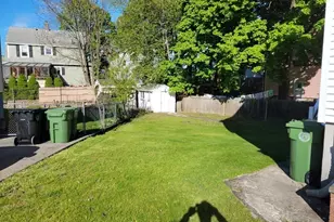 18 Vivian Dr, Watertown, MA 02472 - Photo 17