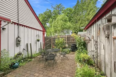 25 North St, Erving, MA 01344 - Photo 15