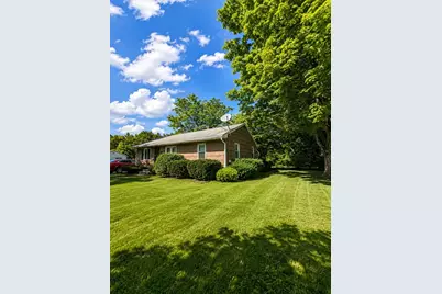 37 Mountview Drive, Clinton, MA 01510 - Photo 3