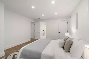 220 Sycamore St, Watertown, MA 02472 - Photo 25