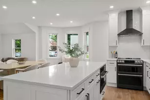 220 Sycamore St, Watertown, MA 02472 - Photo 5