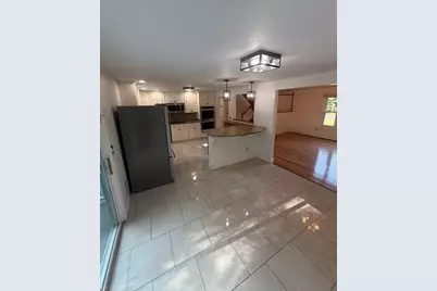 40 Poquanticut Ave, Easton, MA 02334 - Photo 13
