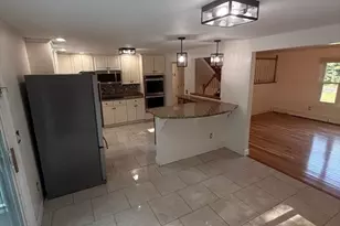 40 Poquanticut Ave, Easton, MA 02334 - Photo 13