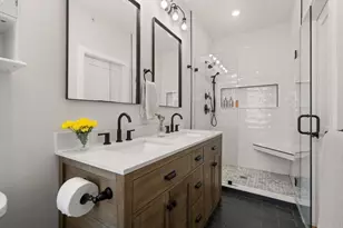 284 Sumner St, Boston, MA 02128 - Photo 15