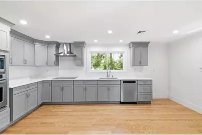 146A W Division St, Braintree, MA 02184 - Photo 9