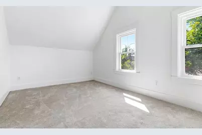 146A W Division St, Braintree, MA 02184 - Photo 19