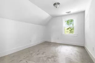 146A W Division St, Braintree, MA 02184 - Photo 17