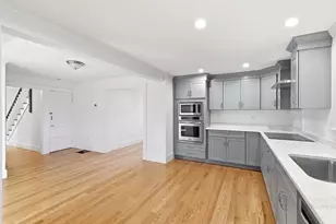 146A W Division St, Braintree, MA 02184 - Photo 11