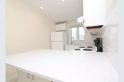 118 Pleasant Street #31, Marblehead, MA 01945 - Photo 11