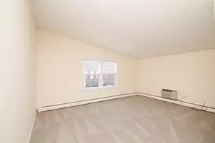 118 Pleasant St, Marblehead, MA 01945 - Photo 13