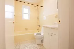 118 Pleasant St, Marblehead, MA 01945 - Photo 21