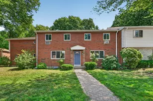 201 Bishop Dr, Framingham, MA 01702 - Photo 1