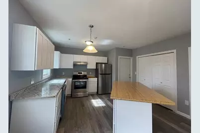 19 Oak Ct. #3, Clinton, MA 01510 - Photo 5