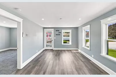337 Wilbur, Swansea, MA 02777 - Photo 7