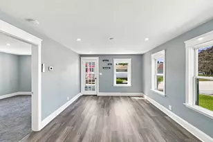 337 Wilbur, Swansea, MA 02777 - Photo 7