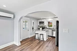 337 Wilbur, Swansea, MA 02777 - Photo 3