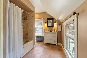 188 Florence St, Melrose, MA 02176 - Photo 21