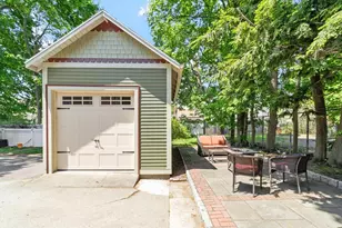 188 Florence St, Melrose, MA 02176 - Photo 25