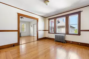 8 Mapleton St, Boston, MA 02135 - Photo 5