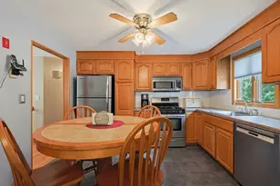 19 Bellflower Rd, Billerica, MA 01821 - Photo 17