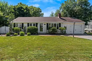 14 Sunset Dr, Northborough, MA 01532 - Photo 1